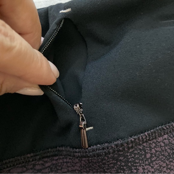 Calia Women's Jacquard Leggings Purple/Black Snakeskin Size Large - Picture 6 of 12